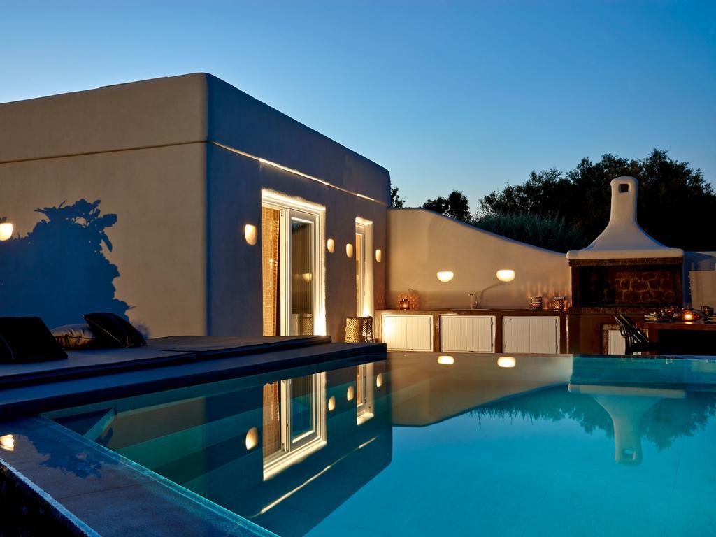 Incognito Beach Villa Santorini Kamári Eksteriør billede