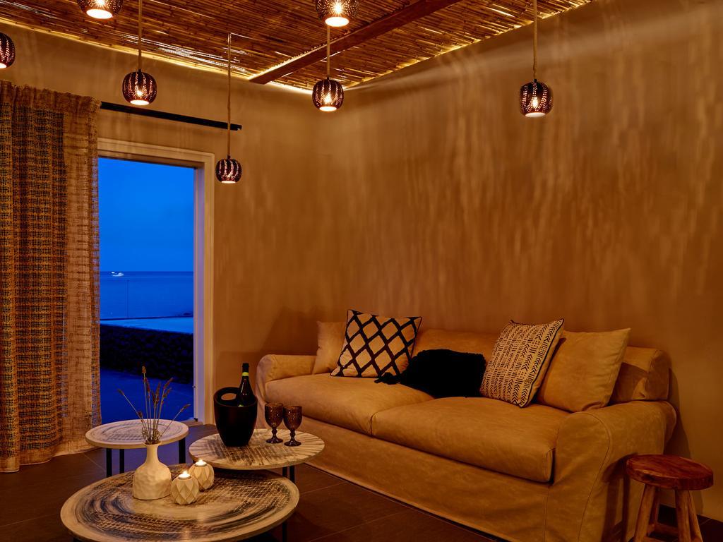 Incognito Beach Villa Santorini Kamári Eksteriør billede
