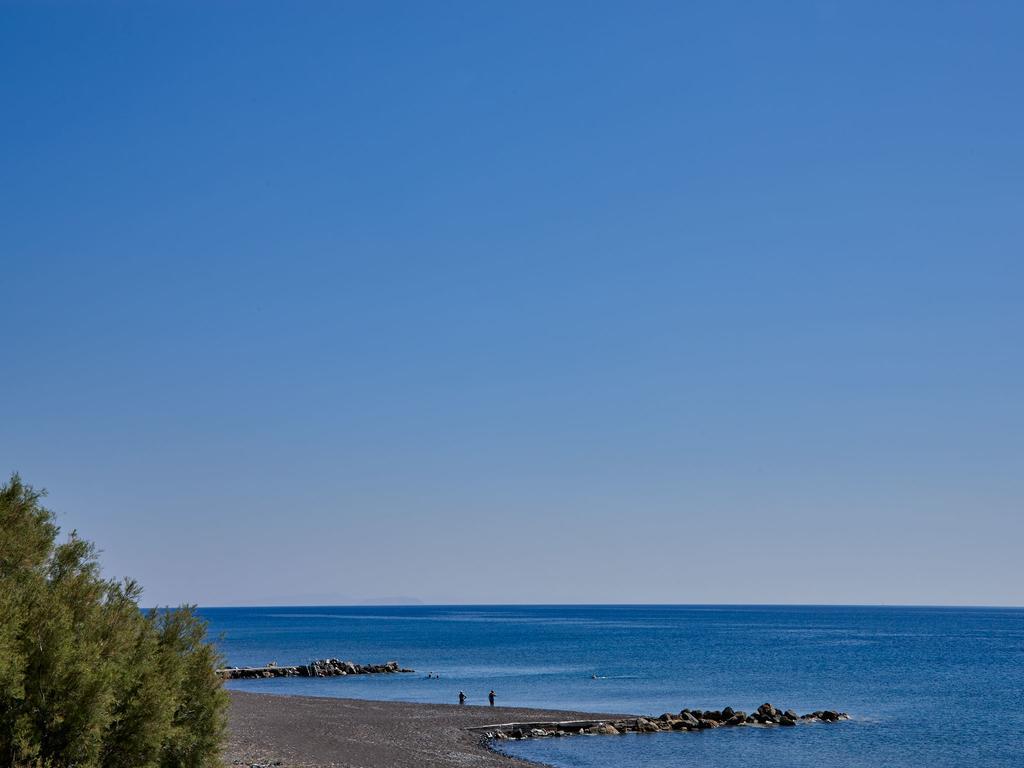 Incognito Beach Villa Santorini Kamári Eksteriør billede
